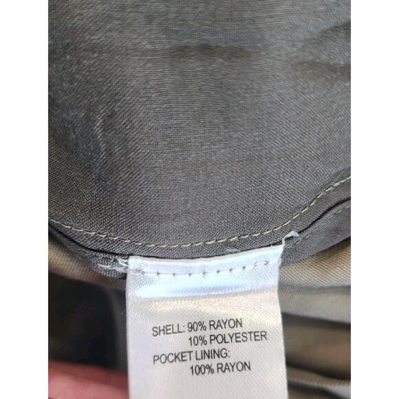 L'Academie Dylan Shorts Romper Olive Green button Front Long Sleeve Pockets Sm - Picture 9 of 9